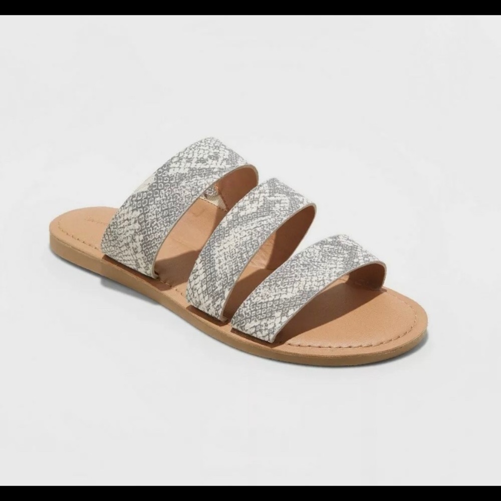 Universal thread animal print slip on sandals